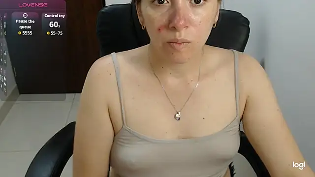 spicey_latina Live XXX-Chat