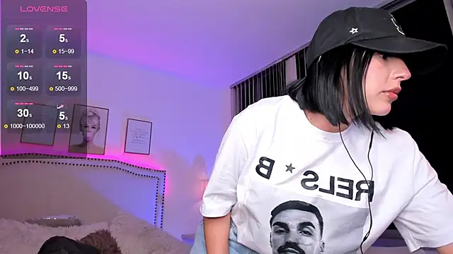 Chat XXX en directo de Bella_ev