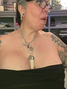 dieseldame1313 লাইভ XXX চ্যাট