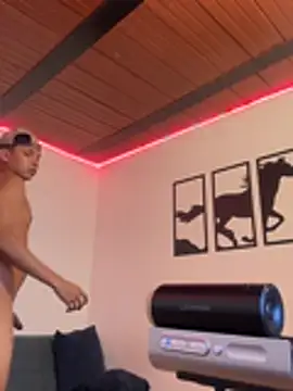paulhot11's Webcam Show
