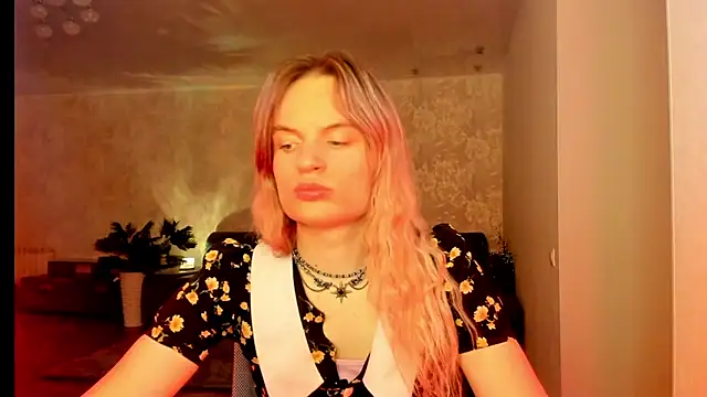 Вебкам-шоу milliKira006