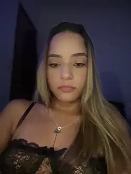 Chat +18 de missbella_ ao vivo