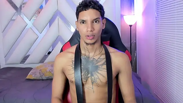 kai_storm77 Show in webcam