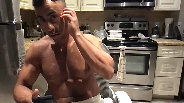 BigGuyMuscle's Webcam Show