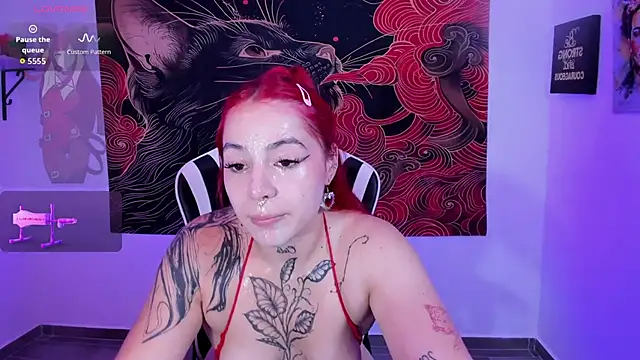annika_taylor Chat XXX in diretta