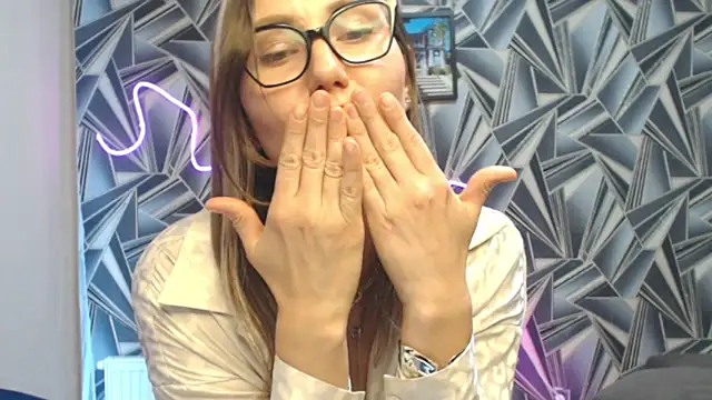 NikkiKiss___ Chat XXX in diretta