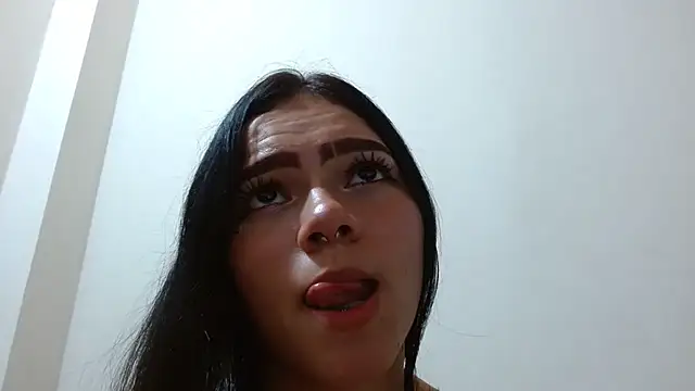 Chat +18 de lina_seduce ao vivo