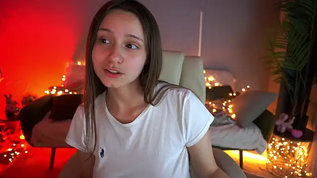 TinyNatalie's Live XXX Chat