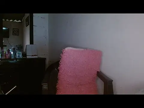 Larry-n-clouds' Live XXX Chat