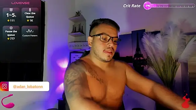 Živý XXX chat Naughty_Charly