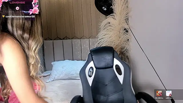 EmilyJohnsoon Live XXX-chat