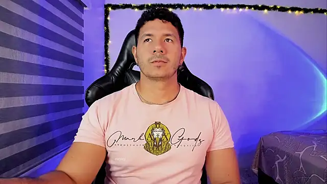ransoj's Live XXX Chat