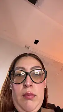 Chat +18 de NiickyJones ao vivo