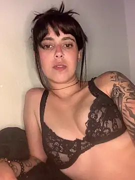 ninapellegrini17 在線直播表演
