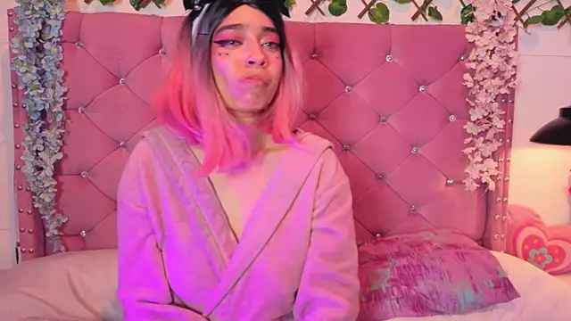 Živý XXX chat Kira-Yuzu