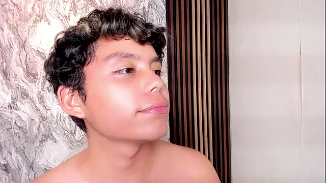 Nathanbelll's Live XXX Chat