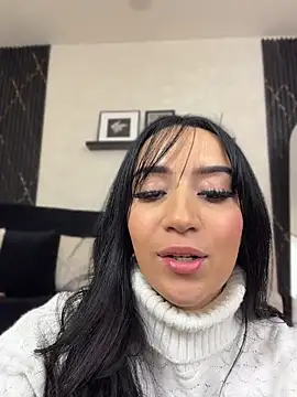 EmmyEvans1's Live XXX Chat