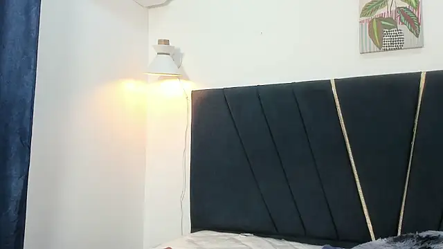 aron_cum18 Webcam Show