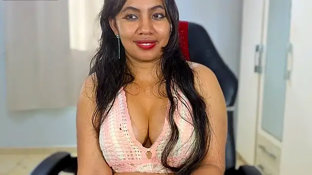 Chatroom XXX en direct de FannyXhot