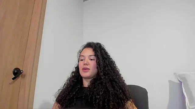 MiaRouseex's Live XXX Chat