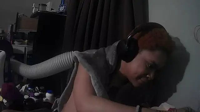nickytheehawtie's Live XXX Chat