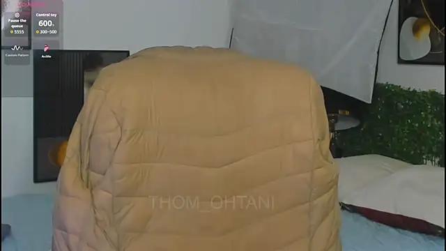 Thom_Ohtani Webcam show