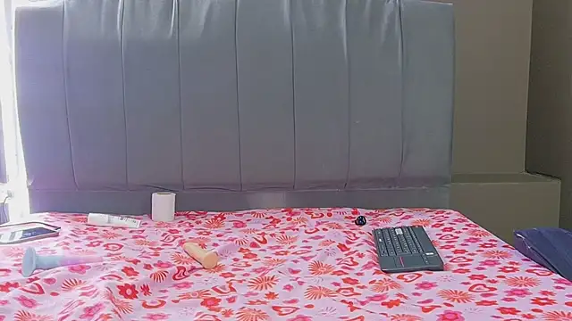 Vanessa_7_'s Live XXX Chat