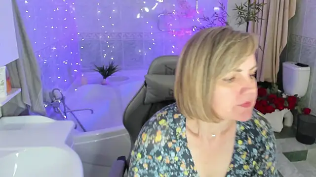 BettyGibsonn's Live XXX Chat