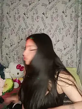 _juli17_'s Live XXX Chat