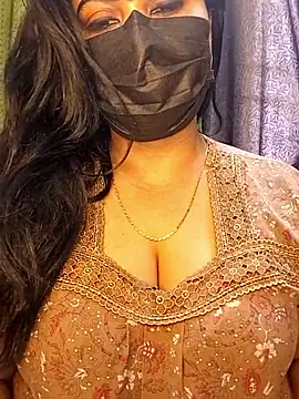 Anushka_flower's Webcam Show