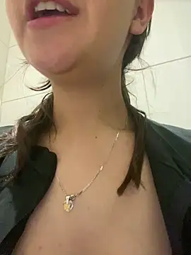 AmyPalacioss' Live XXX Chat