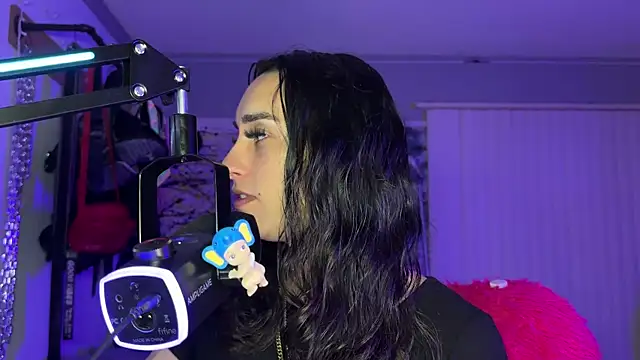 xoFrankie Show in webcam