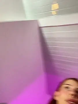 Cloesweet_1 Adlı Modelin Canlı XXX Sohbeti