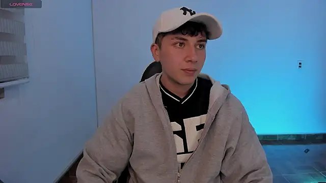 OLIVER_K 网络视讯表演