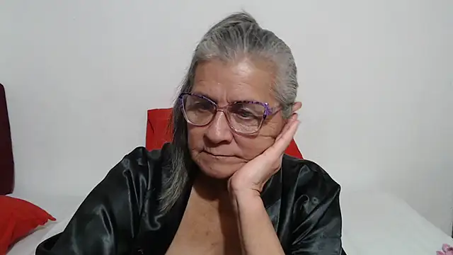 Chat +18 de candy_mature_ ao vivo