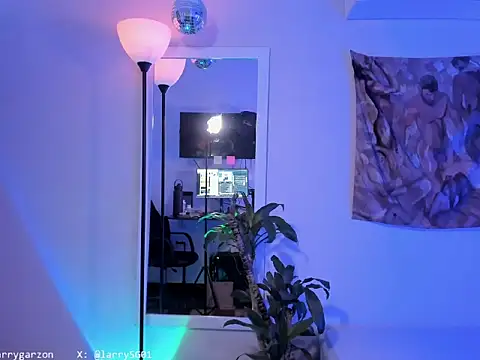 LarryGarzon – Naživo XXX chat