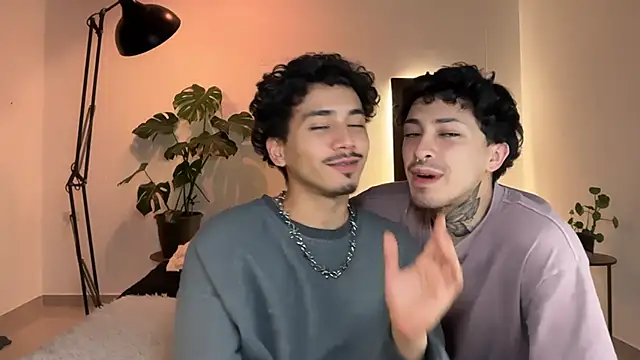 Noah_and_Steven's Webcam Show
