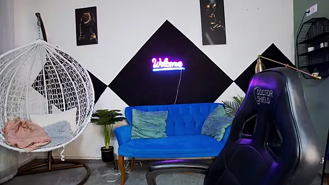 Katewalker_ Adlı Modelin Web Kamerası Şovu