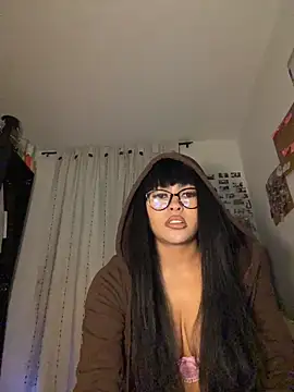 Chat +18 de sarita_violet07 ao vivo
