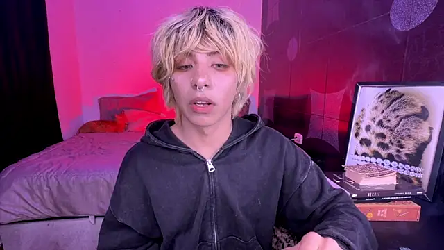 Aronn_44 Chat XXX in diretta