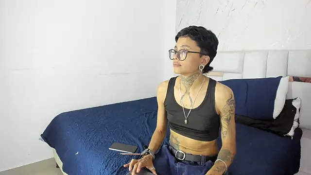 Antony_D_ossa's Live XXX Chat