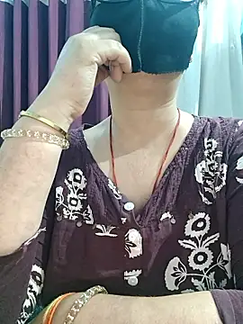 Aishwaryaa_69 现场XXX聊天