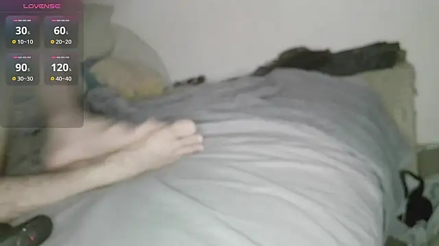 canarito18 Show in webcam