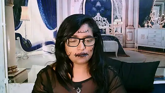 IndiaBlackPanther's Live XXX Chat