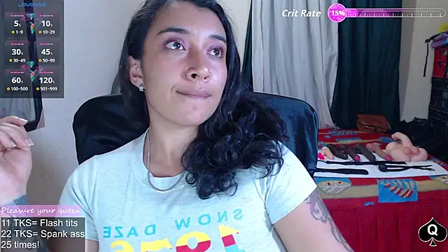 Robin_H00t_2's Live XXX Chat