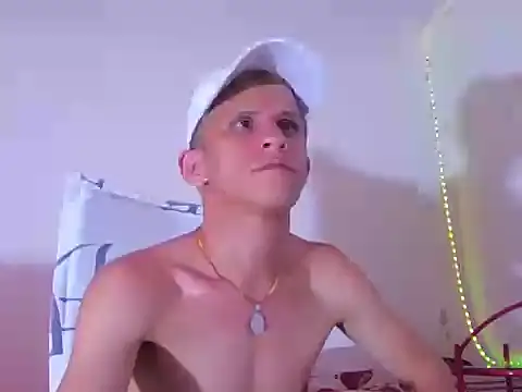Chat +18 de alejandro_stone12 ao vivo