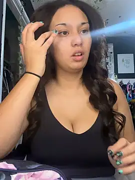 hoesluvcedes 网络视讯表演