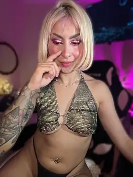 Онлайн чат XXX Cinamoonn