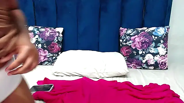 HotSmallTits Live XXX-Chat