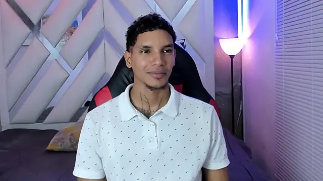 kai_storm77 élő XXX-chatje